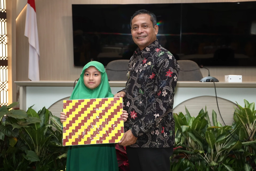 Zizi Senang Bisa Lihat CCTV di Pontive Center