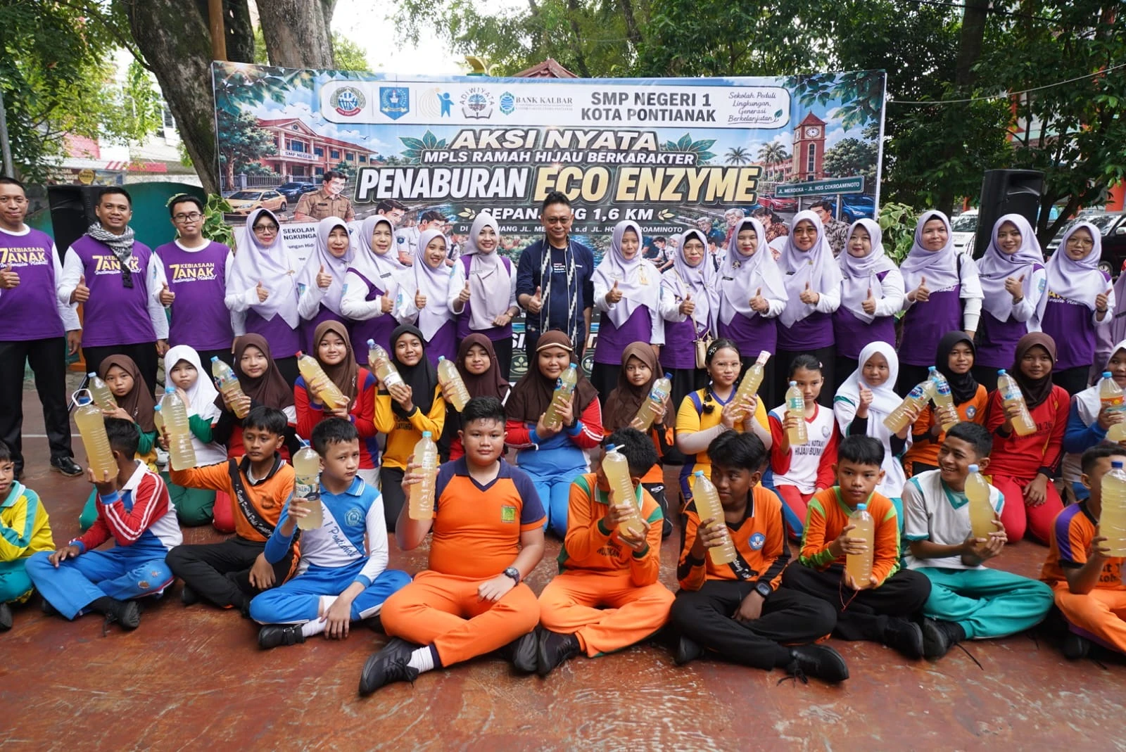 Eco Enzyme Terbukti Tingkatkan Kualitas Air Parit, Wako Ajak Pelajar Peduli Lingkungan