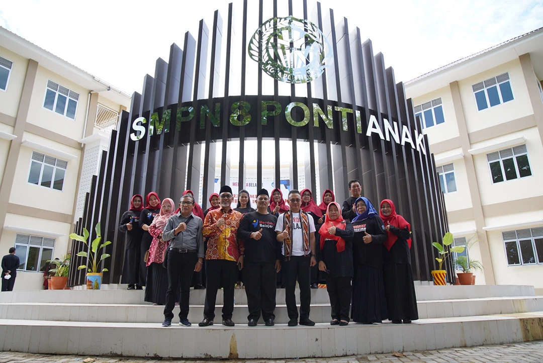 Resmikan Empat Gedung Sekolah, Wako Harap Jadi Sekolah Unggulan