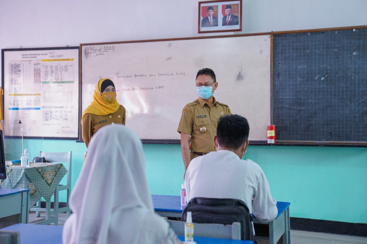 Wali Kota : Jangan Ada Lagi Anak yang Tidak Bersekolah